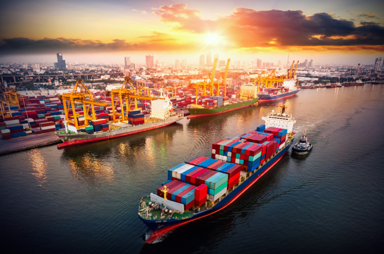 PUERTOS MARITIMOS (NOCTURNO)